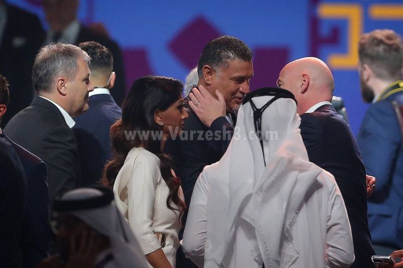 اختصاصی؛ علی دایی در آغوش رئیس فیفا (عکس)