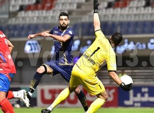علیرضا حقیقی; سوپرمن نساجی