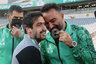 خوش و بش حنیف و خسرو، دستیاران خوشحال