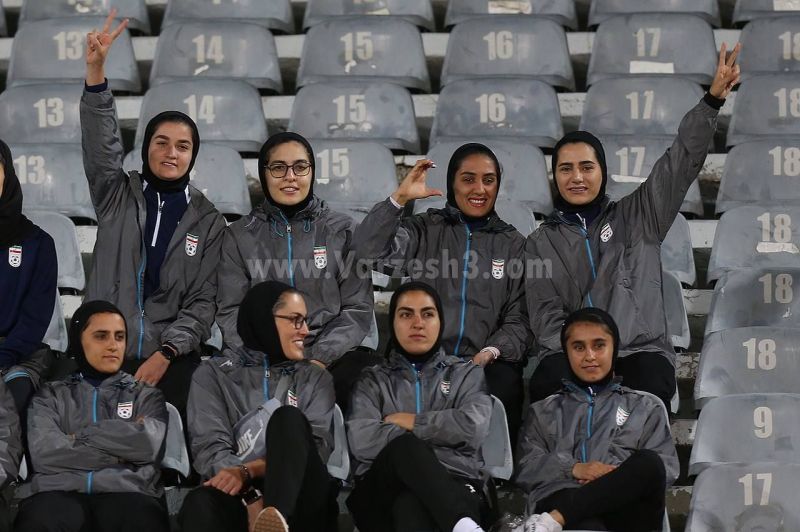 میهمانان ویژه بازی ایران - کنیا: اعضای تیم ملی زنان