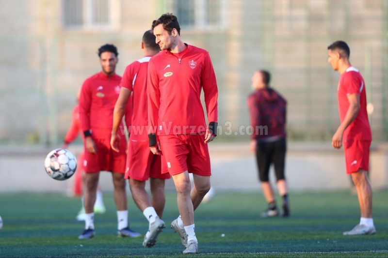 با وجود بازگشت گئو؛ / پرسپولیس به 20 بازیکن نمیرسد!