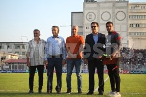 یک سپاهانی علیه کاملشدن مصاحبه درودگر