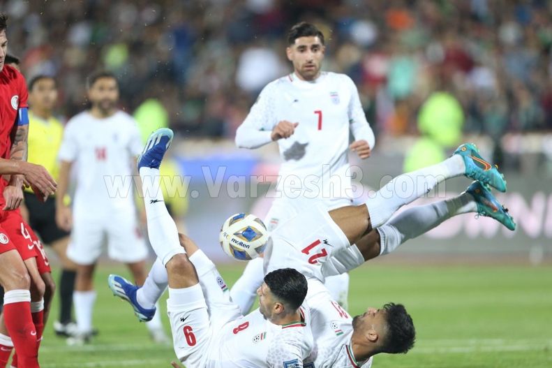 حرکت خنده‌دار طارمی و محبی نزدیک بود کار دستشان بدهد!