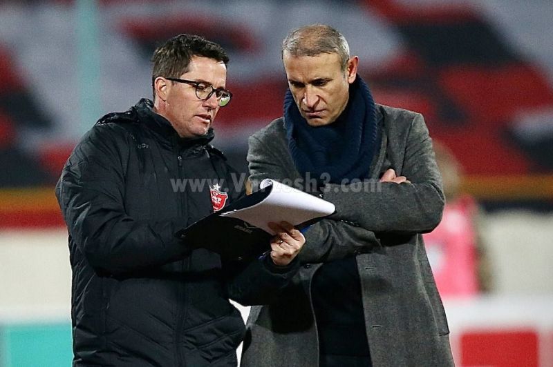 حرفهای قاطع 'مربی موقت' پرسپولیس در رختکن!