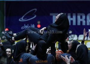 پایان ماراتن نفس‌گیر والیبال ایران: جام نارنجی شد!