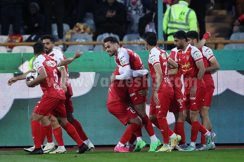 هر اسفند یک 4-2 به پرسپولیس بدهکار است 2