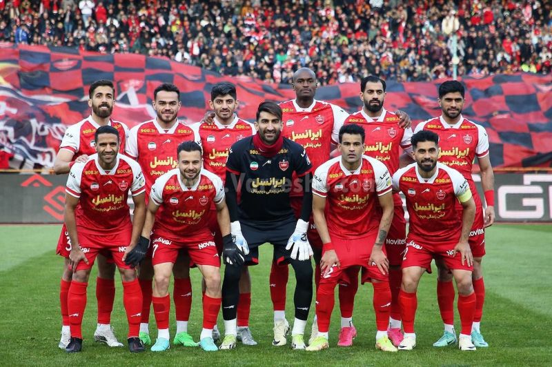 بانک ‌نیامد، سهام پرسپولیس روی دست فرابورس