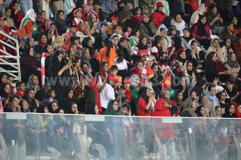 اخبار ورزشی : جایگاه زنان سیرجان پرسپولیسی است (عکس) 1 2008392