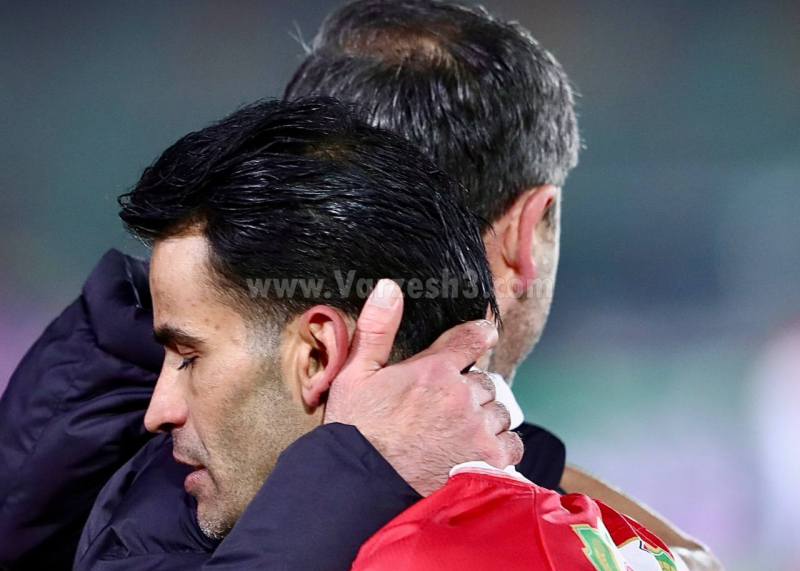 آغوش نجاتبخش برای مهاجم پرسپولیس (عکس)
