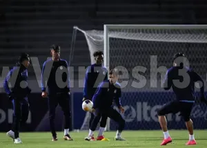 هیچکس حواسش به 5 ستاره استقلال نبود!