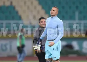 مشورت درست یک توپ‌‌جمع‌کن برای مهار پنالتی لک!