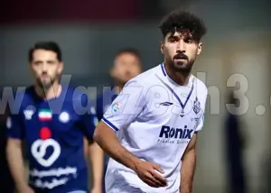 مدافع آشنا سد محکم قهرمانی استقلال!
